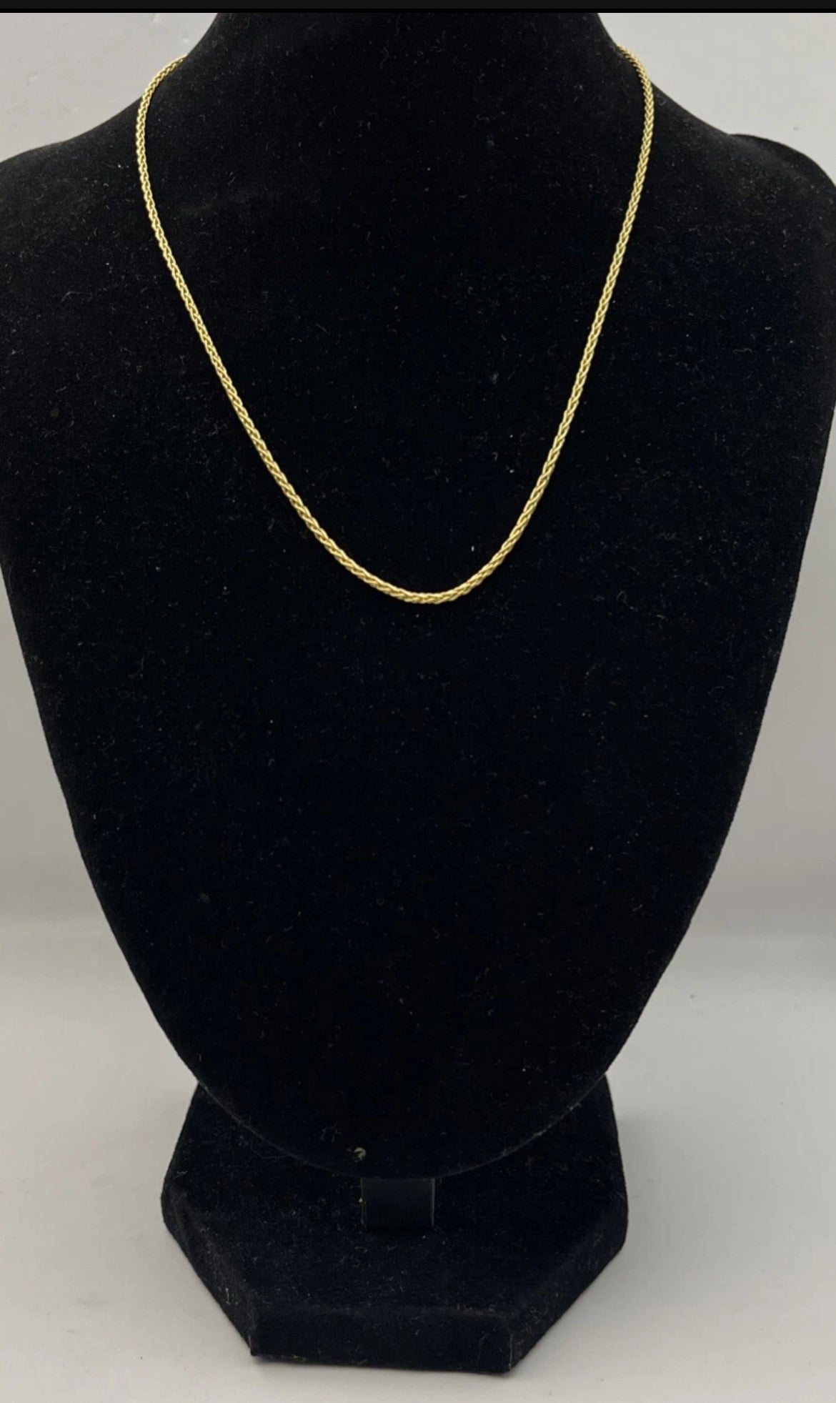 18k yellow gold necklace