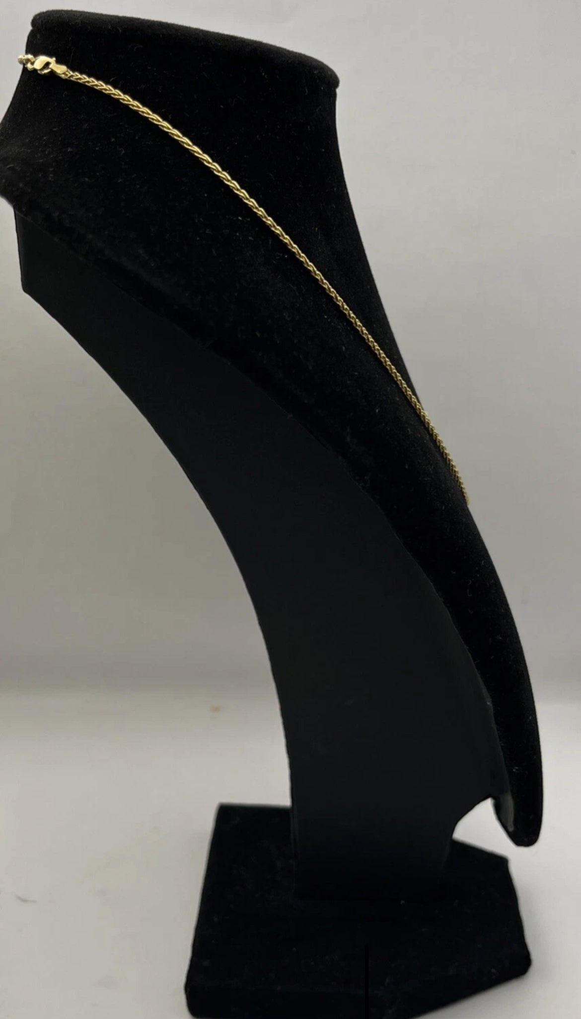 18k yellow gold necklace