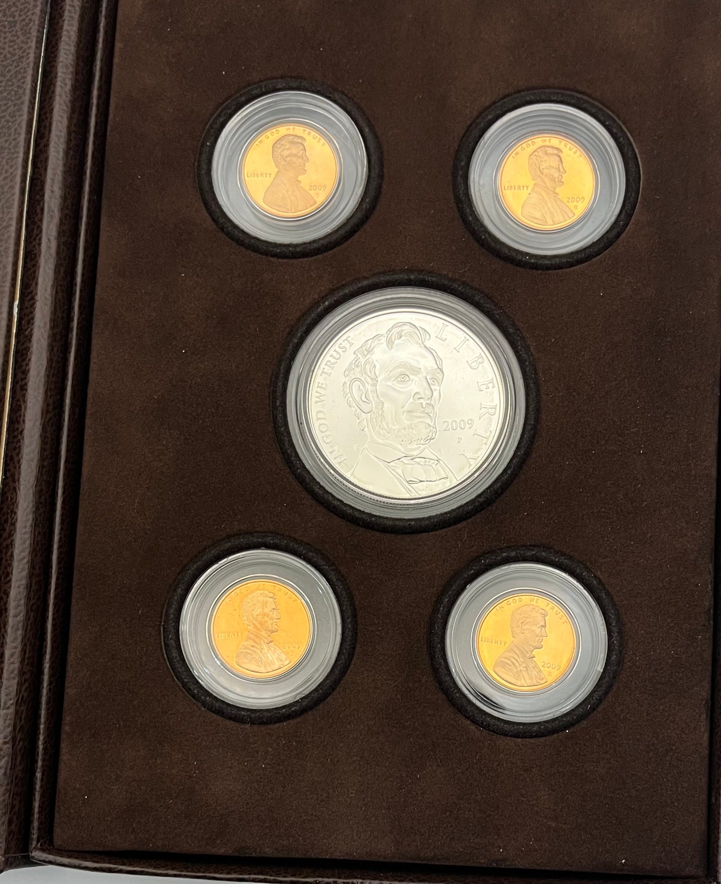 2009 United States Mint Lincoln Coin And Currency Set